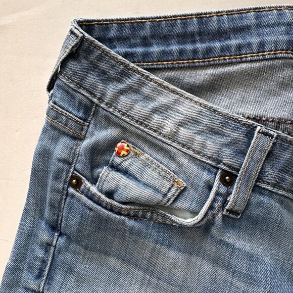 Hudson Womens Flared Jeans Size 27 Made In USA Medium Wash Denim Distressed - Picture 4 of 12